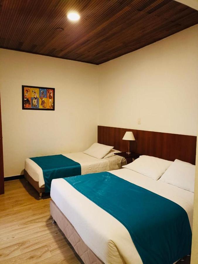 Hotel Plaza Mayor Duitama Quarto foto